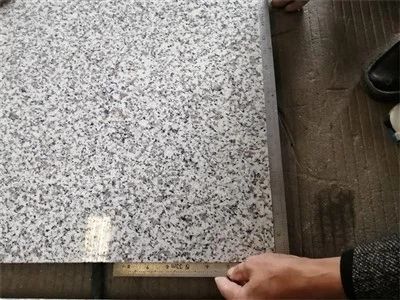 Sølvgrå granit G603